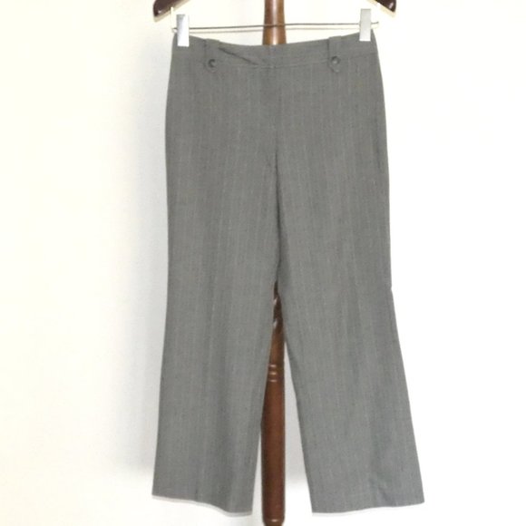 Ann Taylor Pants - Ann Taylor gray pinstriped dress pants
